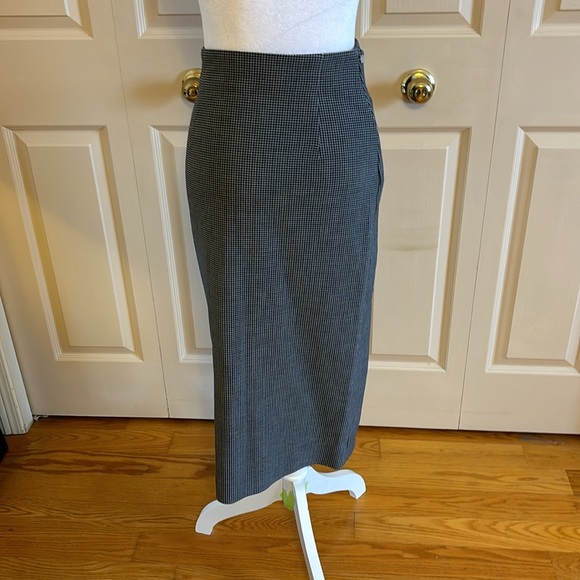 NWOT Babaton Houndstooth Wrap Style Skirt - Picture 7 of 10